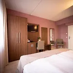 Anor & Conference Center Frankfurt Airport Hotel 4*