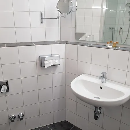 Anor & Conference Center Frankfurt Airport Hotel 4*