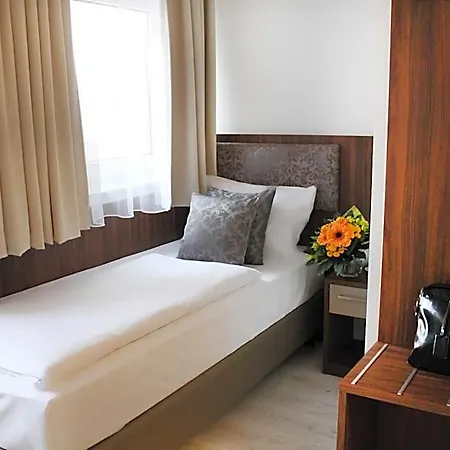 Anor I Park Sleep & Fly I Frankfurt Airport 4*